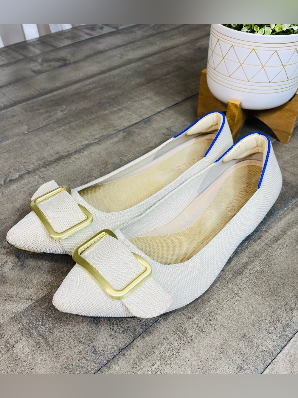 Rothy’s The Emblem Point II Flats in Conch Women’s Size 10
